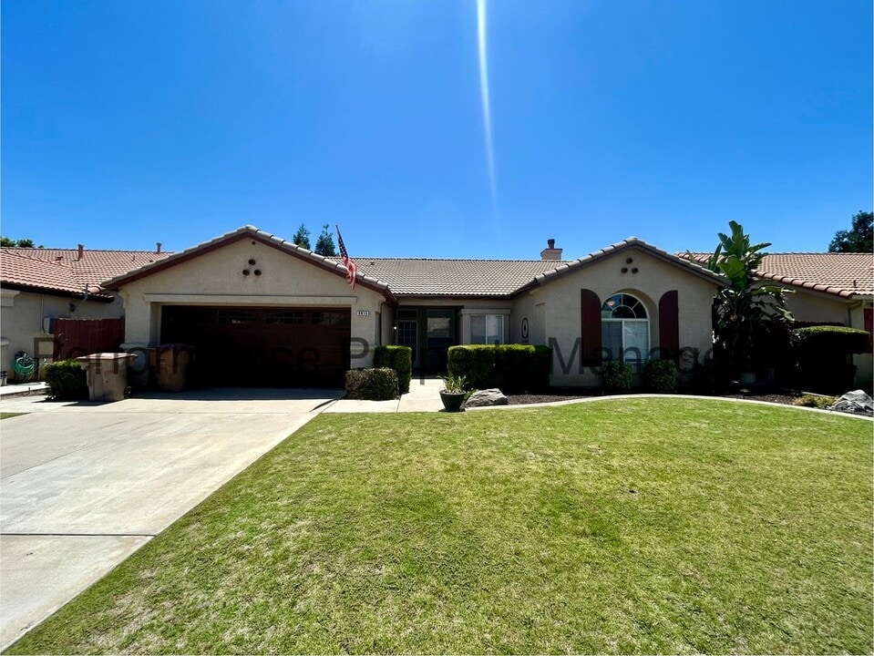 9815 Metherly Hill Rd in Bakersfield, CA - Building Photo