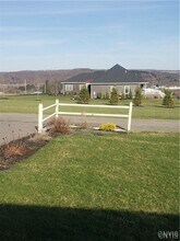 4255 Bell Crest Dr in Cortland, NY - Building Photo - Building Photo