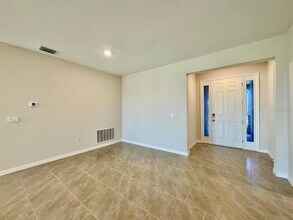 10959 Cotton Vale Pl in San Antonio, FL - Building Photo - Building Photo
