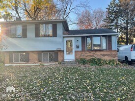 2933 Renfro Rd in Columbus, OH - Building Photo