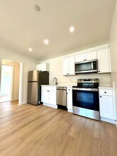 383.5 Lemon St in San Luis Obispo, CA - Building Photo - Building Photo