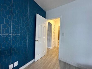 417 SE 22nd St in Fort Lauderdale, FL - Building Photo - Building Photo