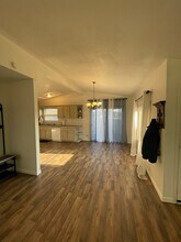 203 N Devasher Rd in Warrensburg, MO - Building Photo - Building Photo