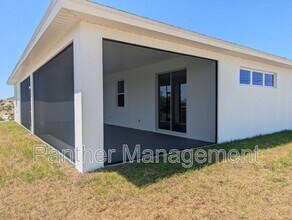 2101 NW 7th Ave in Cape Coral, FL - Building Photo - Building Photo