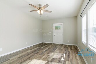 962 Thelma St in Biloxi, MS - Building Photo - Building Photo