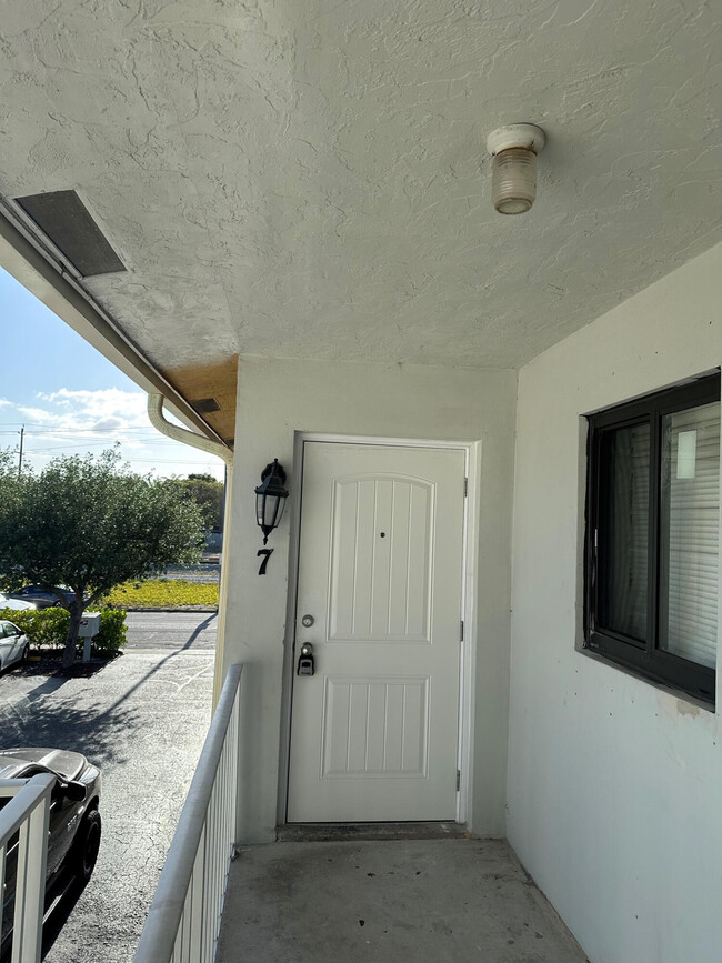 property at 814 N G St