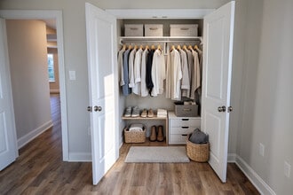 232 Hamilton St NW in Washington, DC - Foto de edificio - Building Photo