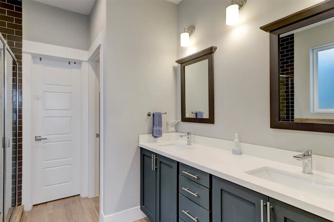 property at 3109 Gillespie St