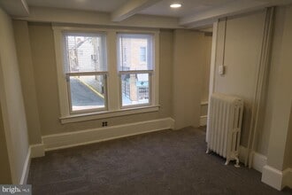 66 High St in Mount Holly, NJ - Building Photo - Building Photo