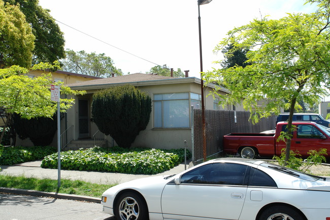 1130-1134 Hearst Ave in Berkeley, CA - Building Photo - Building Photo