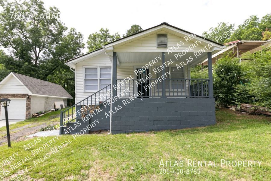 7635 Cahaba Ave in Leeds, AL - Building Photo