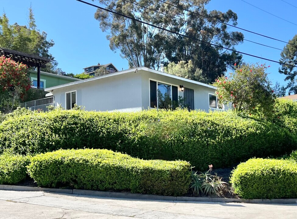 604 Pennsylvania Ave in San Diego, CA - Building Photo