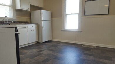 2515 Olive St in Cedar Falls, IA - Building Photo - Building Photo