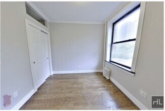 East 35th Street in New York, NY - Building Photo - Building Photo