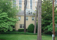 Peachtree Manor in Atlanta, GA - Foto de edificio - Building Photo