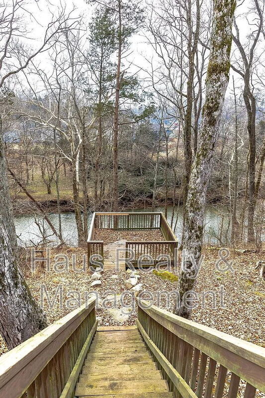 3136 Brook Hill Dr in Clarksville, TN - Building Photo - Building Photo