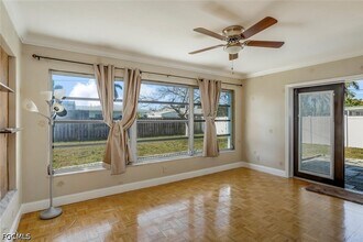 806 N Entrada Dr in Ft. Myers, FL - Building Photo - Building Photo