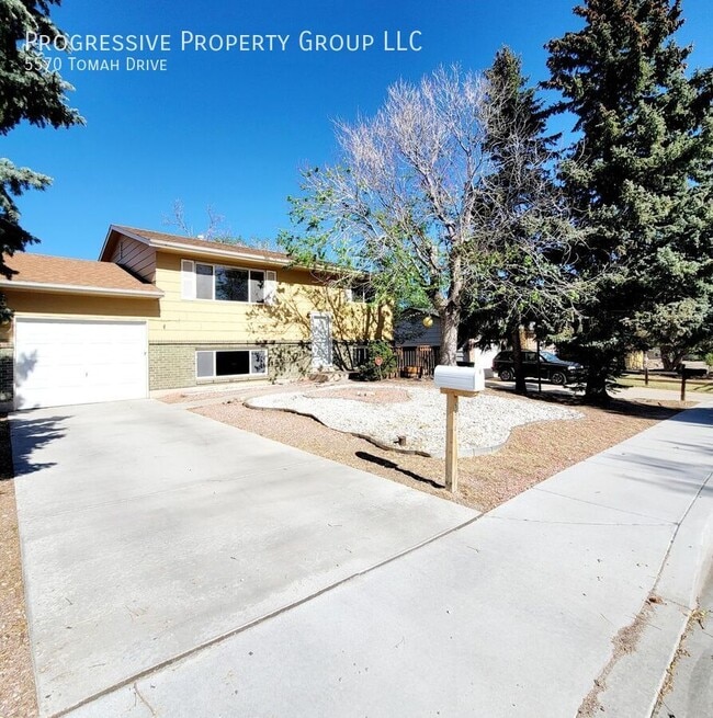 property at 5570 Tomah Dr