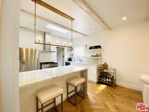 8062 Waring Ave in Los Angeles, CA - Building Photo - Building Photo