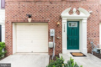 7378 Matchbox Alley in Elkridge, MD - Building Photo - Building Photo