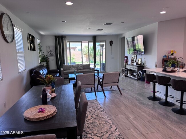 80 E Elmwood Pl in Chandler, AZ - Building Photo - Building Photo