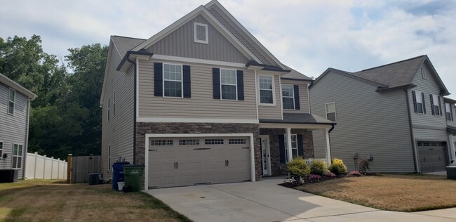 property at 272 Moonstone Ct