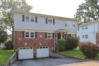 726 Gates Terrace in Union, NJ - Building Photo - Building Photo