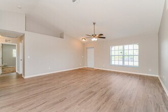 106 Pageant St in Lehigh Acres, FL - Building Photo - Building Photo