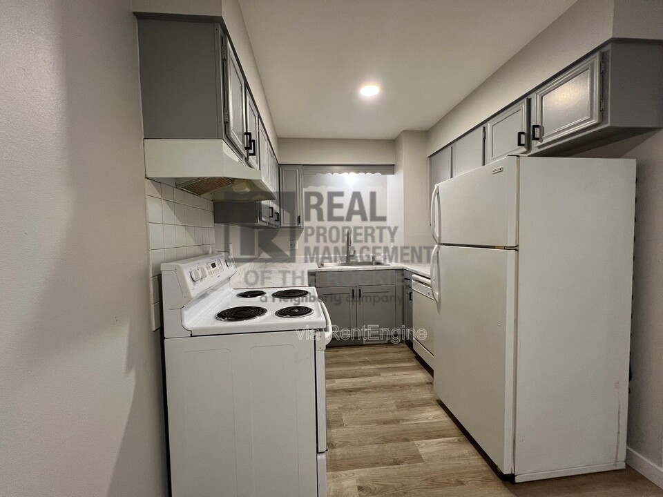 1642 Larch St in Fort Collins, CO - Building Photo