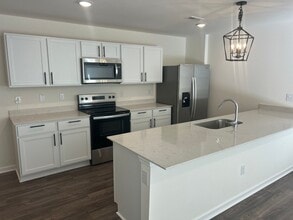 1918 Tranquility Cir in Newton, NC - Building Photo - Building Photo