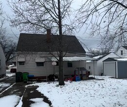 13000 Rockside Rd in Garfield Heights, OH - Building Photo - Building Photo