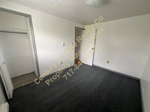 3086 Staunton Ave in Dover, PA - Building Photo - Building Photo