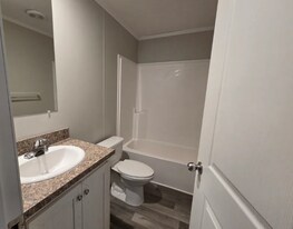 500 Elmwood Ln in Columbus, MI - Building Photo