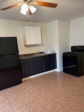 1200 E 26th St, Unit 1 in Houston, TX - Building Photo - Building Photo