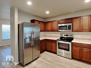 7415 Twin Pine Ct in Converse, TX - Building Photo - Building Photo