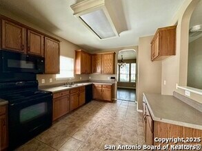 13722 Riverbank Pass in Helotes, TX - Building Photo - Building Photo