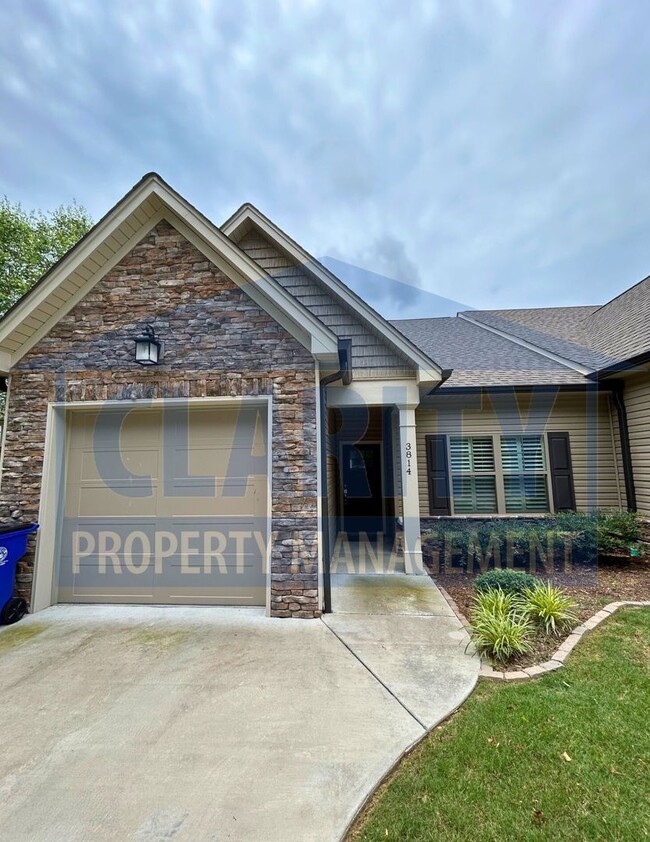 property at 3814 Old Tasso Rd NE