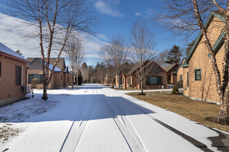 Summerscape Seaonal Cottages in Wells, ME - Foto de edificio - Building Photo