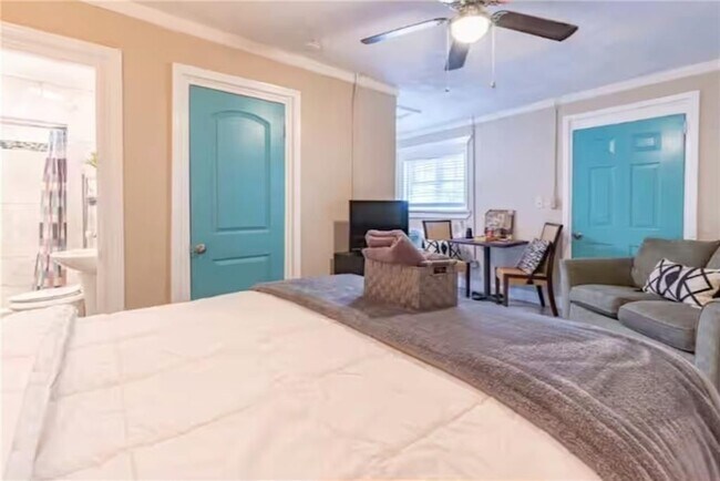 235 Walnut St NW in Atlanta, GA - Foto de edificio - Building Photo