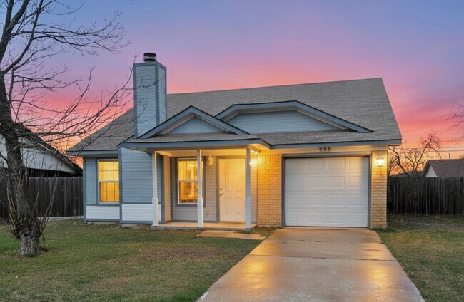 property at 2507 Hemlock Dr