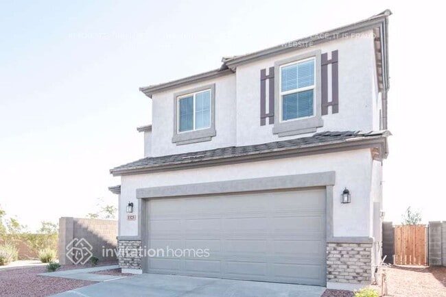 property at 1323 E Palomino Way