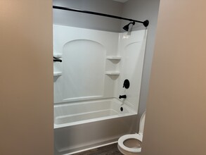 161 Kendall Ave in Ithaca, NY - Building Photo - Building Photo