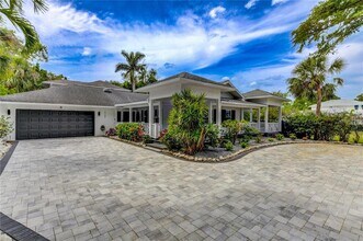 1720 Spring Creek Dr in Sarasota, FL - Building Photo - Building Photo