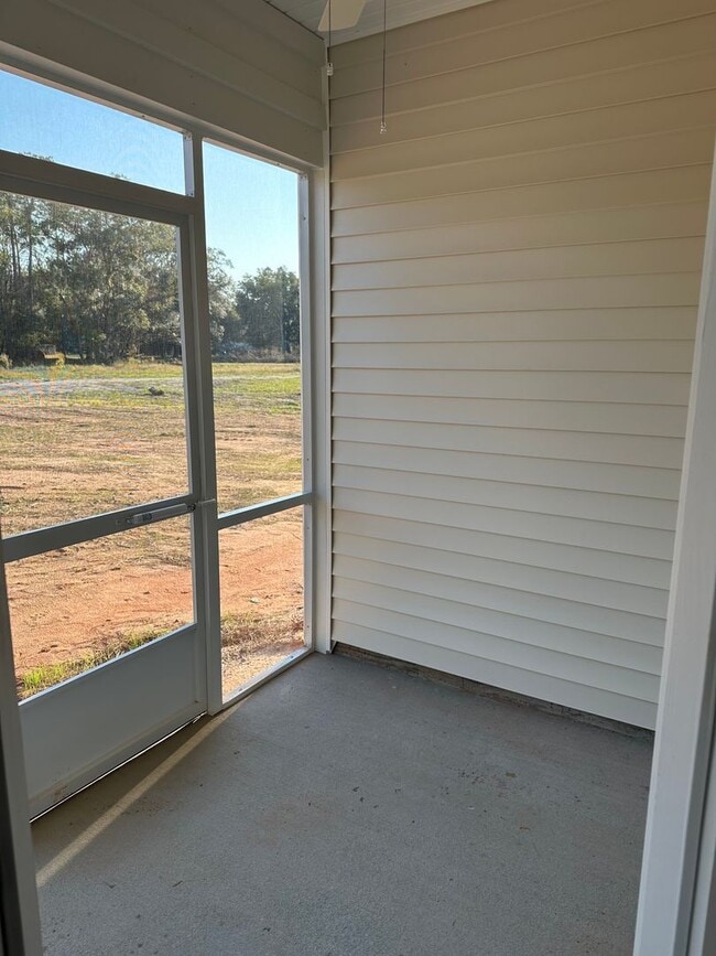 746 Palmer Rd in Ludowici, GA - Building Photo - Building Photo