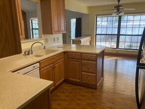 2929 Cresthaven Dr in Grapevine, TX - Building Photo - Building Photo