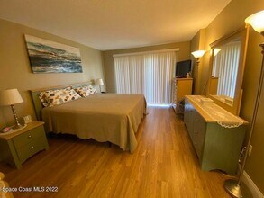 3160 N Atlantic Ave in Cocoa Beach, FL - Building Photo - Building Photo