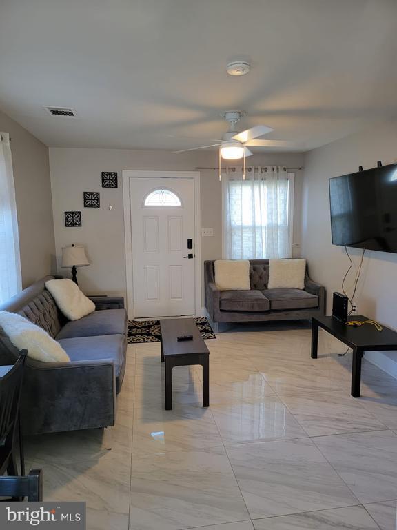 property at 4227 Prince William Pkwy