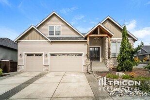 2604 NE 175th St in Ridgefield, WA - Building Photo