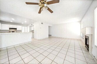 771 W Ave E in Lancaster, CA - Building Photo - Building Photo