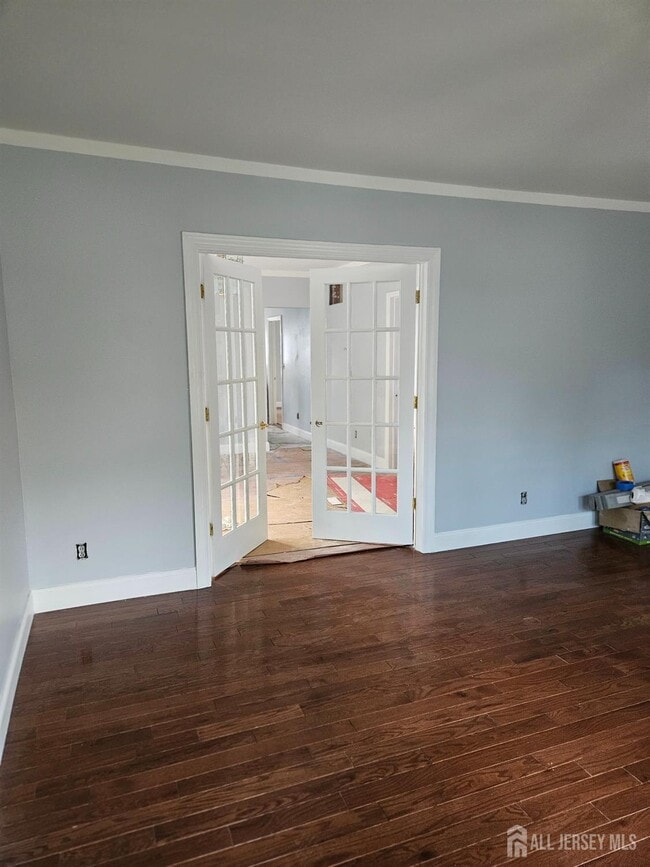 39 Pulaski Ave in Carteret, NJ - Building Photo - Building Photo